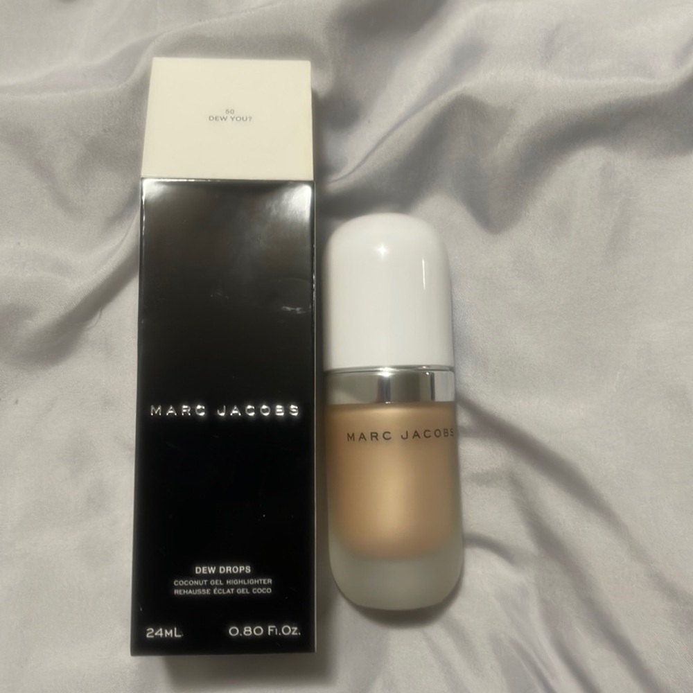 Marc Jacob beauty “Dew You” drops highlighter